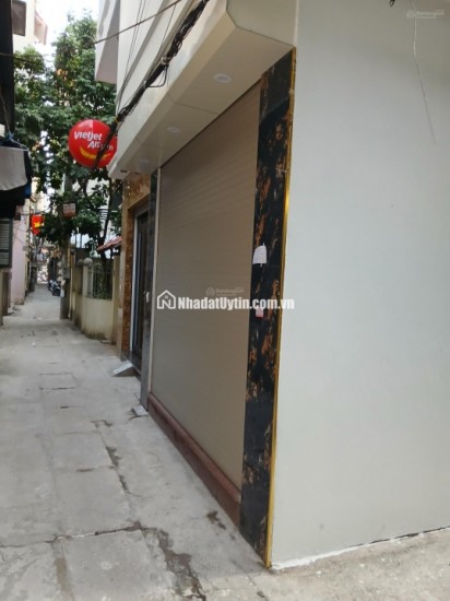 Nhà thiết kế 4 tầng với 3 phòng ngủ, đầy đủ công năng sử dụng cho một đại gia đình.